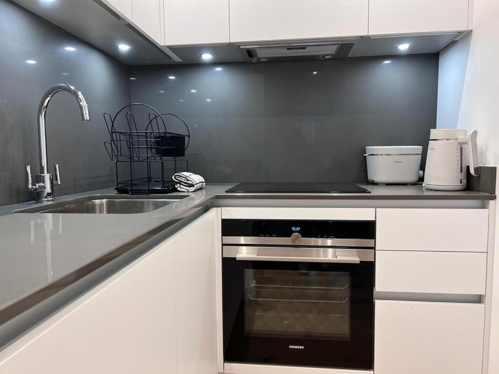 Chapel - Central Studio Apartment 바스 외부 사진